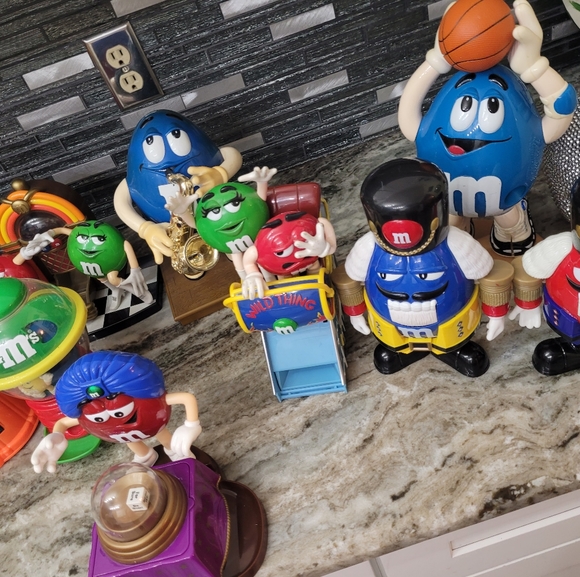 M&M  vintage  candy dispensers - Picture 2 of 3